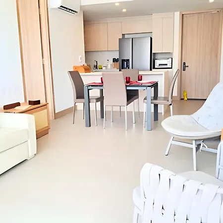 Vista Al Mar + Salida Directa A Playa | 2 Apartamento